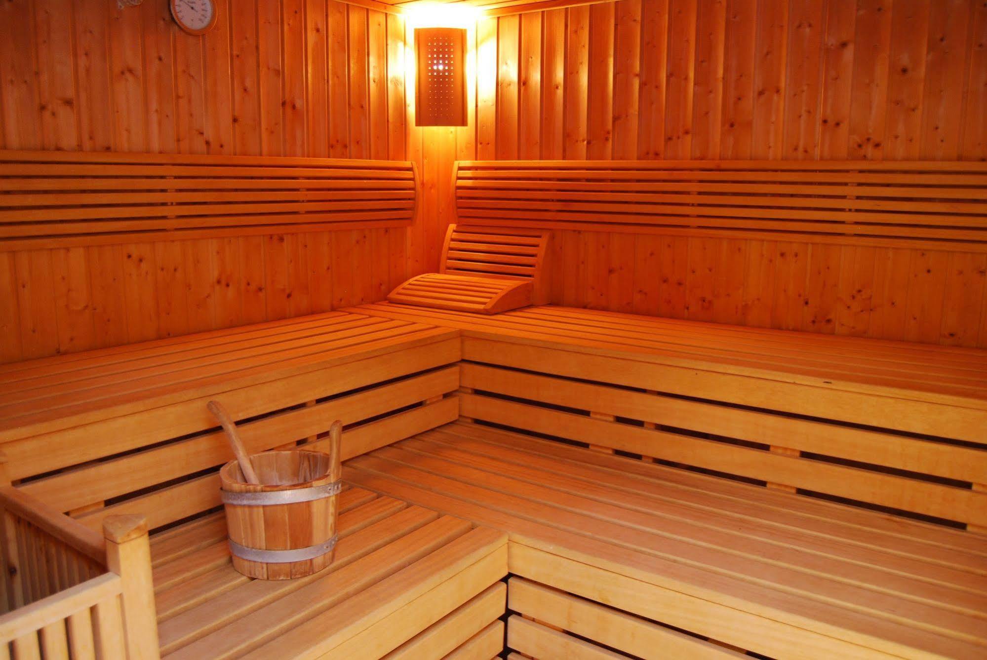 Maxymilian Unique Hotel - Adults Only Kołobrzeg Exteriör bild