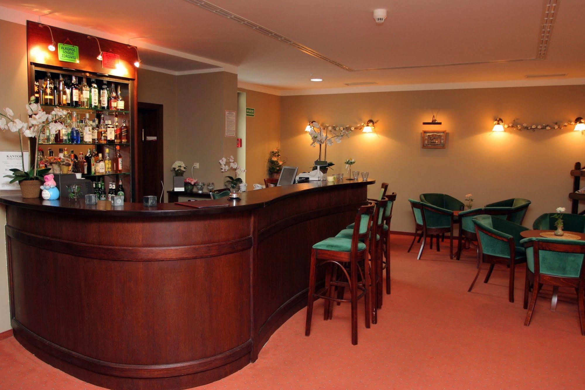 Maxymilian Unique Hotel - Adults Only Kołobrzeg Exteriör bild